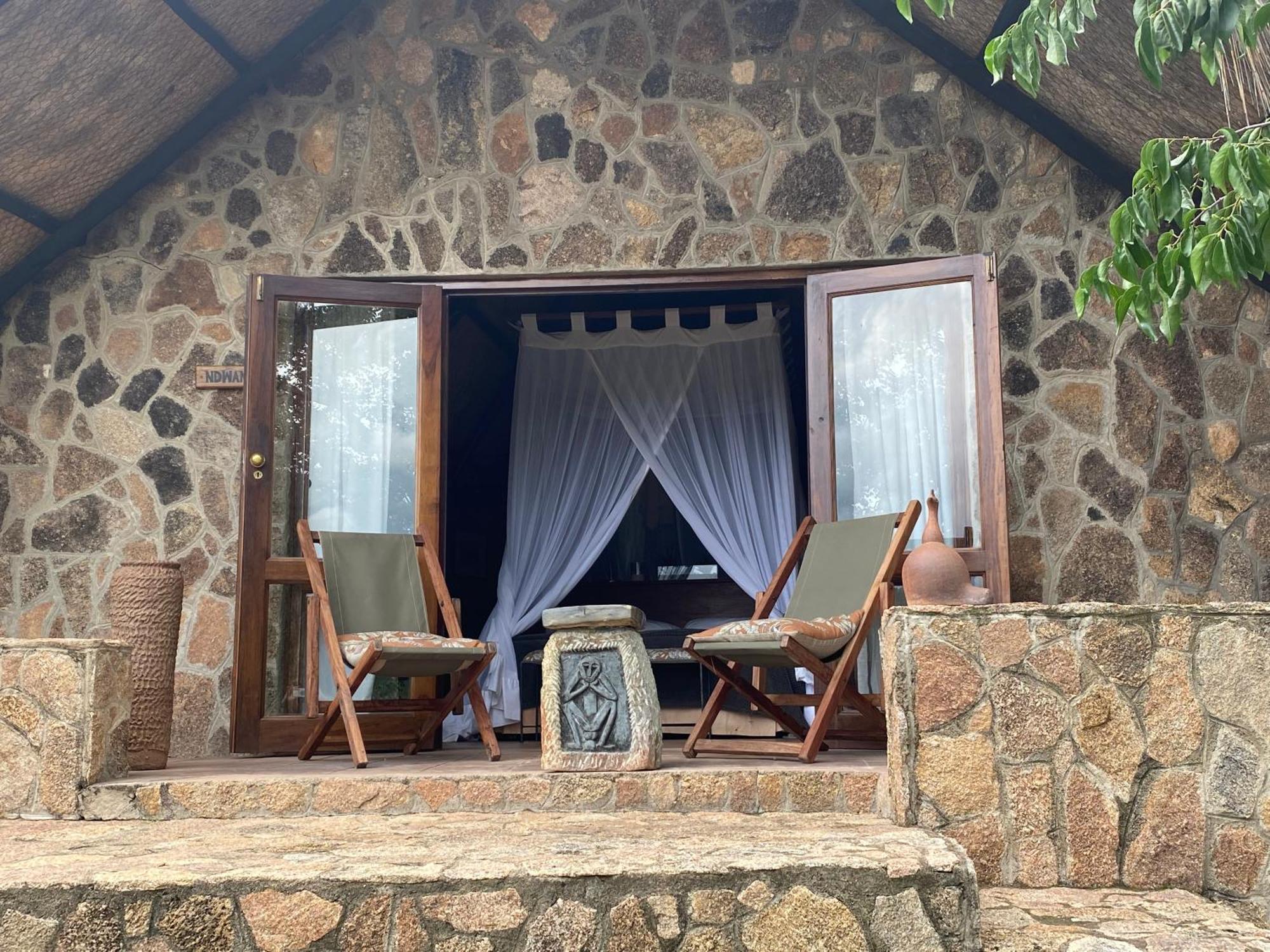 Villa Big Cave Camp Matopos Exterior foto